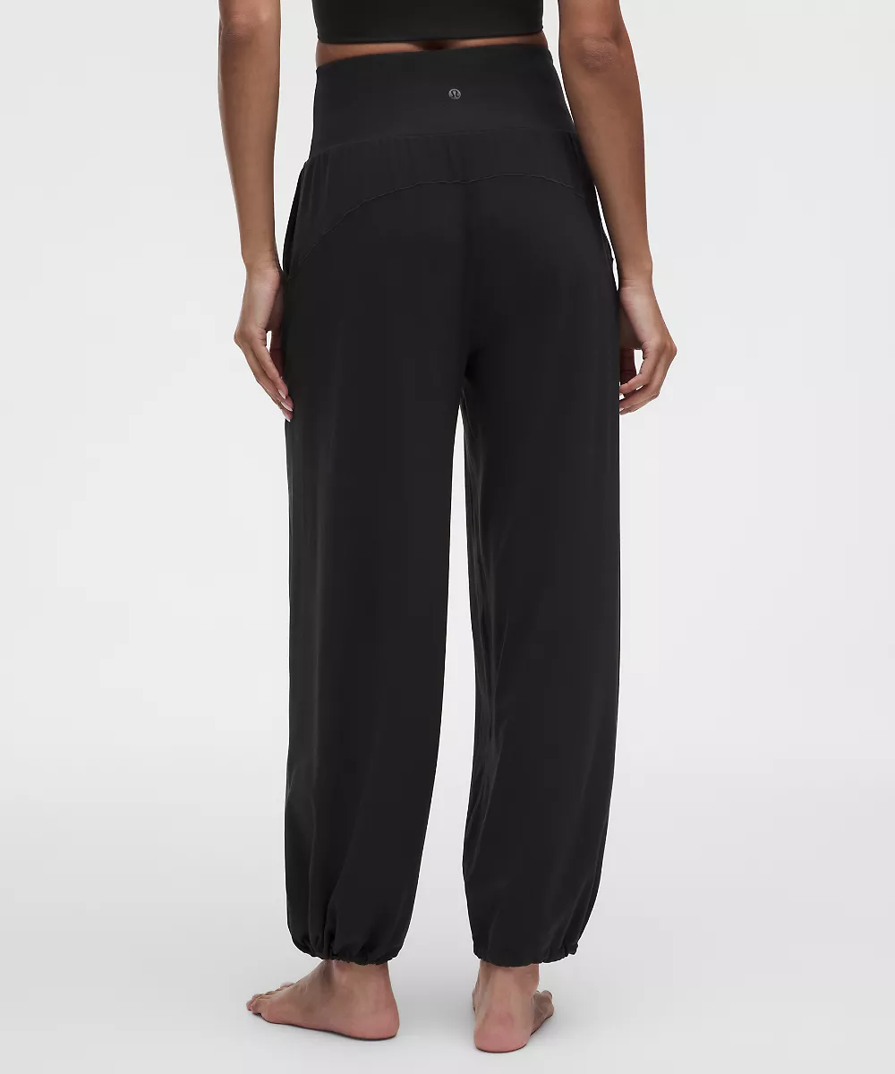 Pantalon fluide Nulu à ourlet resserré — Black, view 3