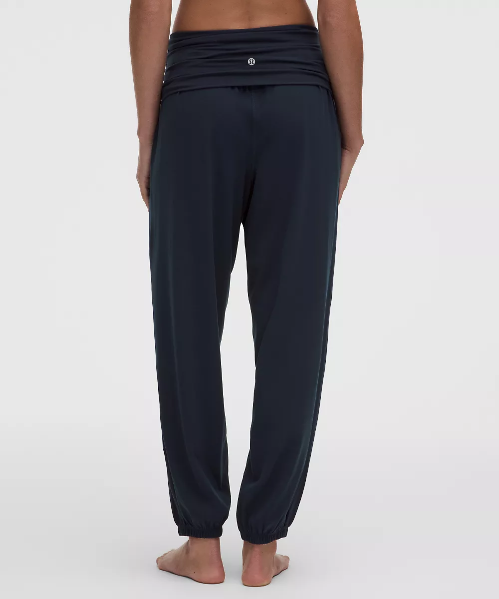 lululemon Align™ jogging décontracté à revers *Regular — True Navy, view 3