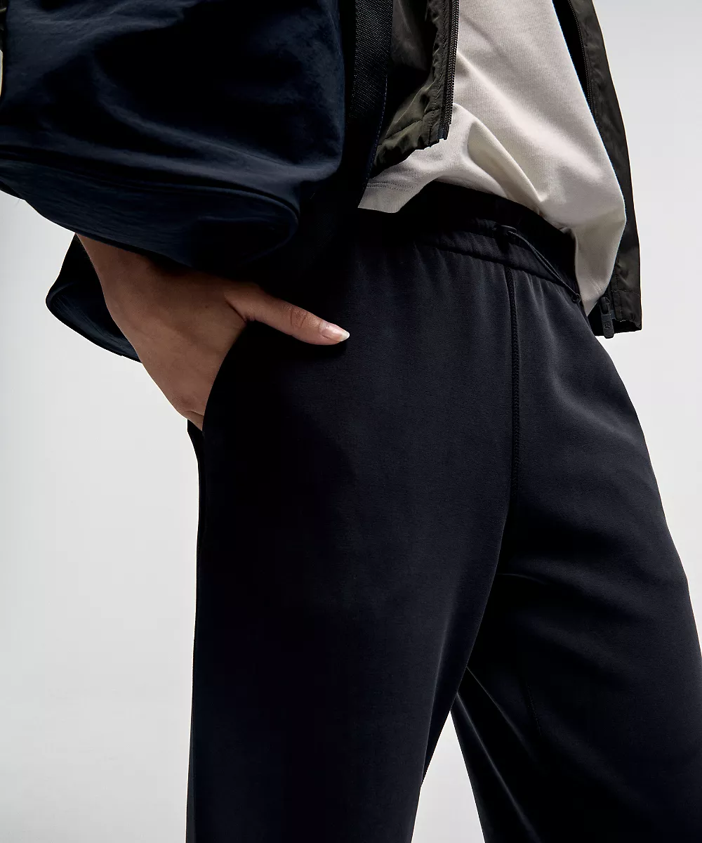 Pantalon court Softstreme taille haute jambe droite — Black, view 3