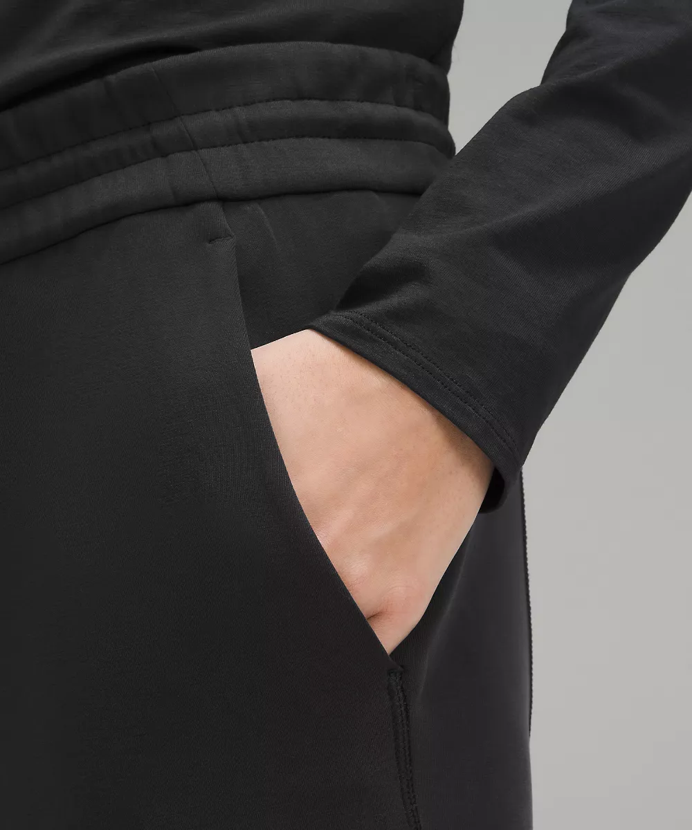 Pantalon court Softstreme taille haute jambe droite — Black, view 4