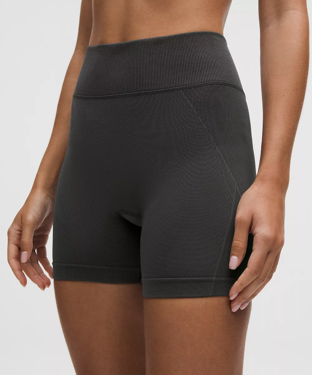 Short d'entraînement Get Low taille haute 5" — Black/Graphite Grey, view 2