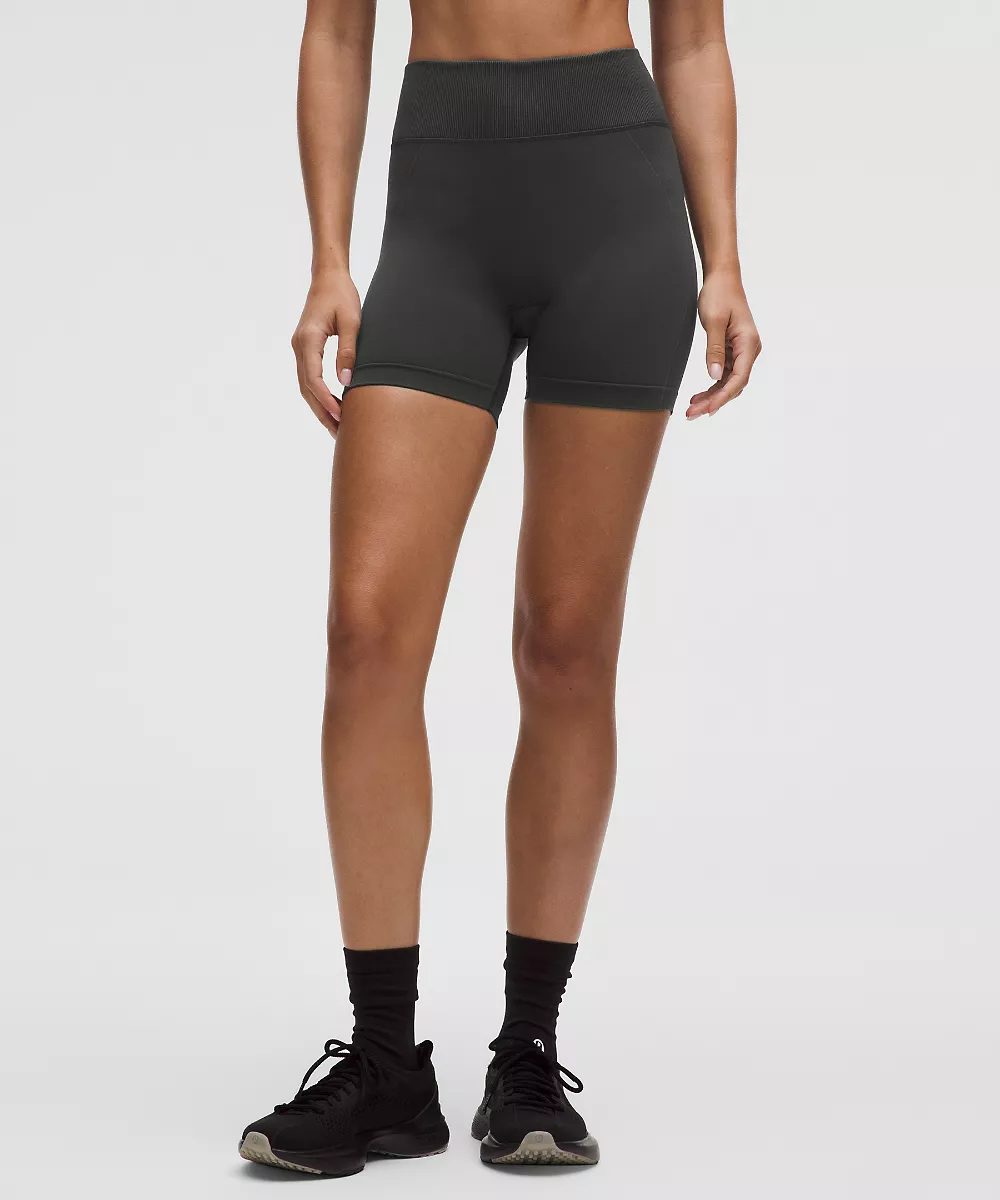 Short d'entraînement Get Low taille haute 5" — Black/Graphite Grey, view 4