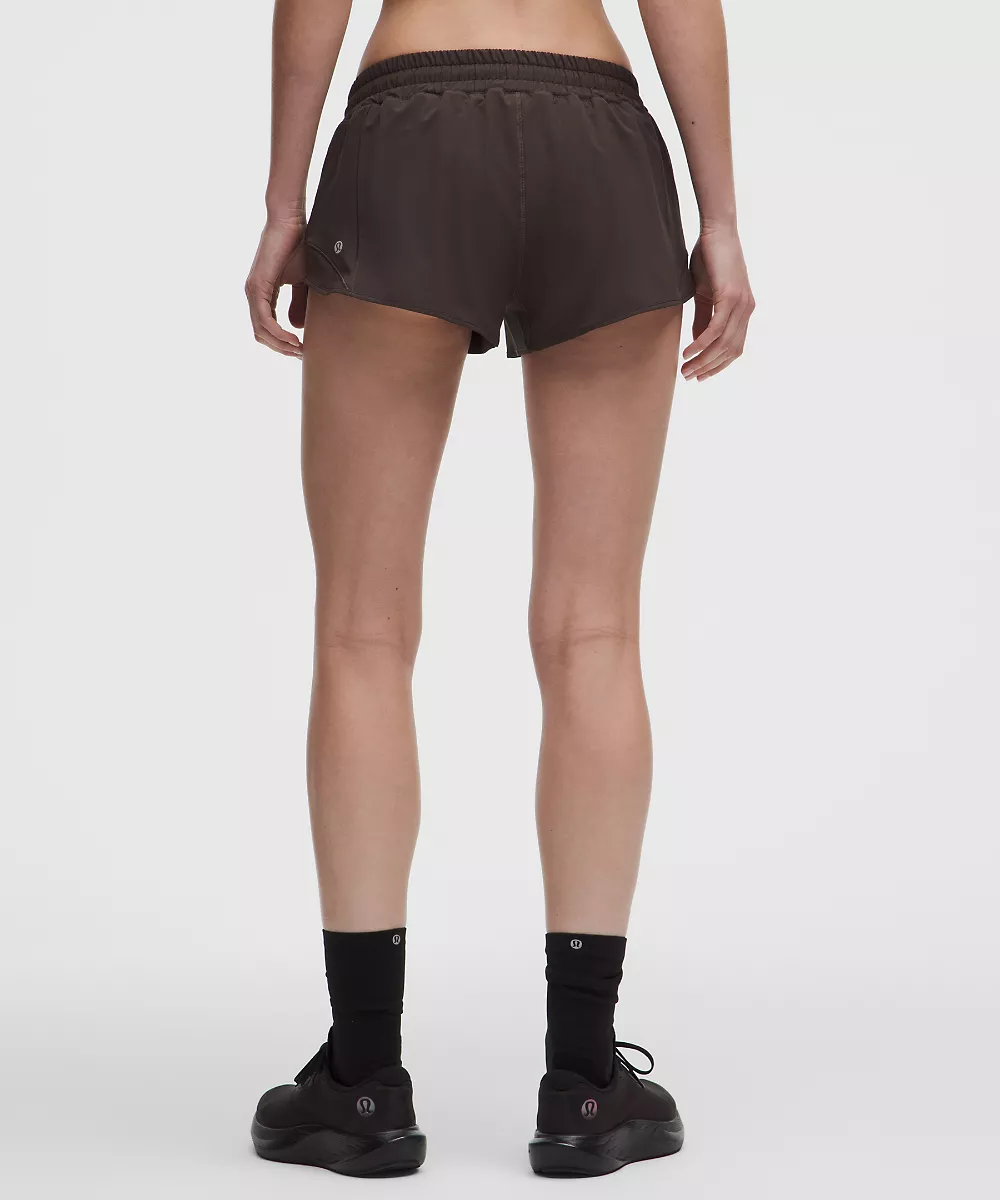 Hotty Hot short doublé taille basse 2.5" — Mahogany Muse, view 3
