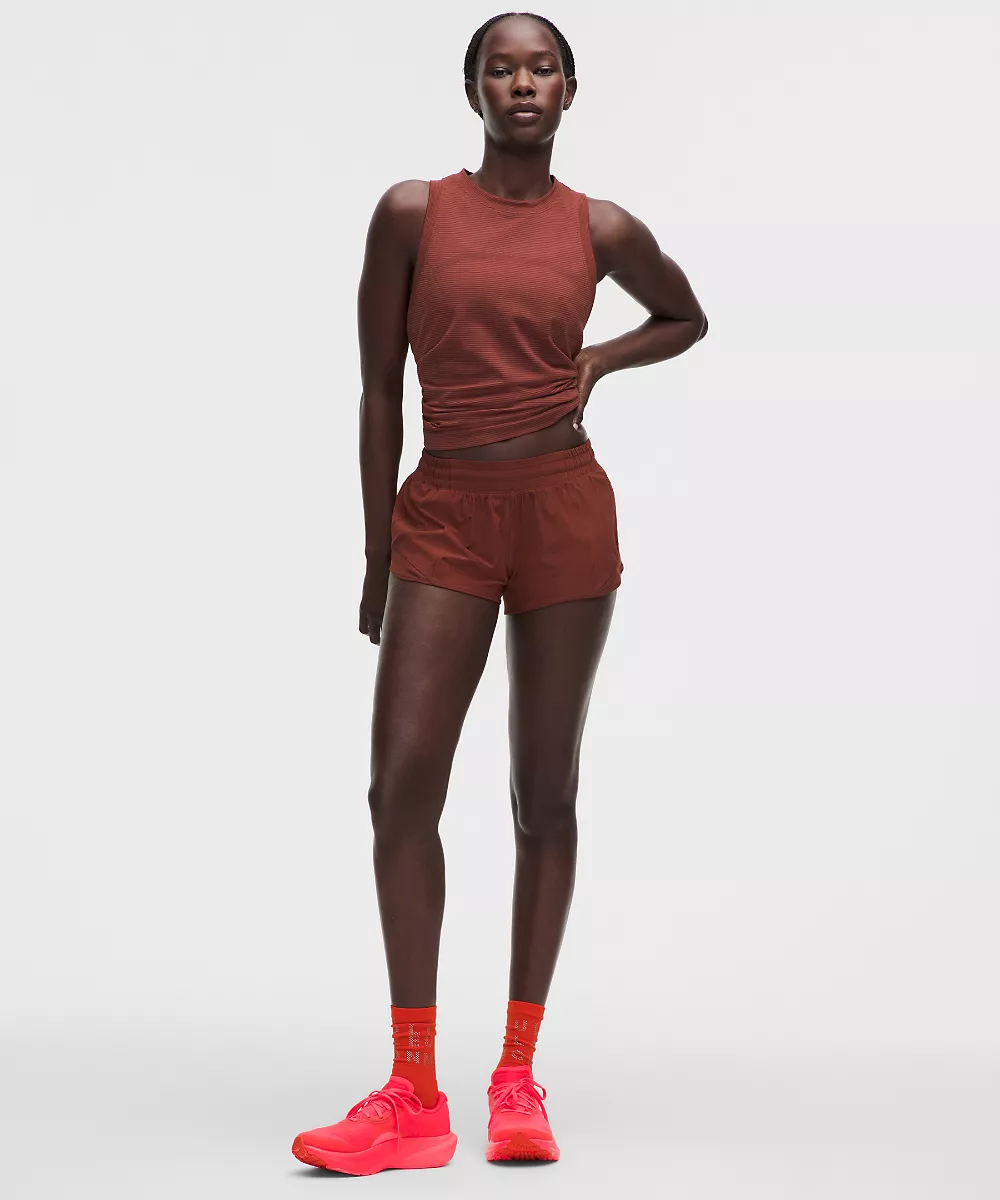 Hotty Hot short doublé taille basse 2.5" — Cranberry Charm, view 1