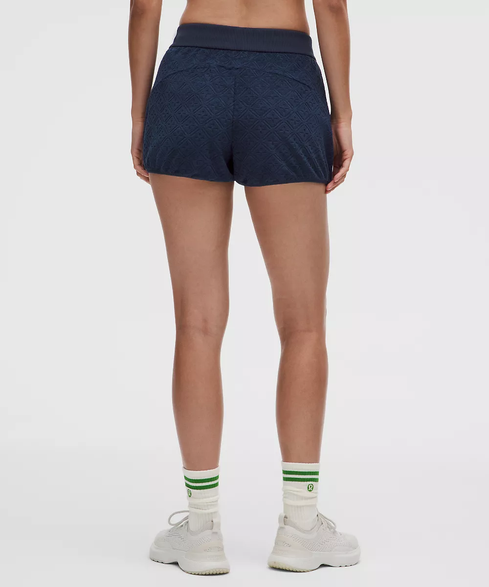 Short de tennis taille haute Ace Advantage en éponge 2" — Diamond Drop Club Blue, view 3