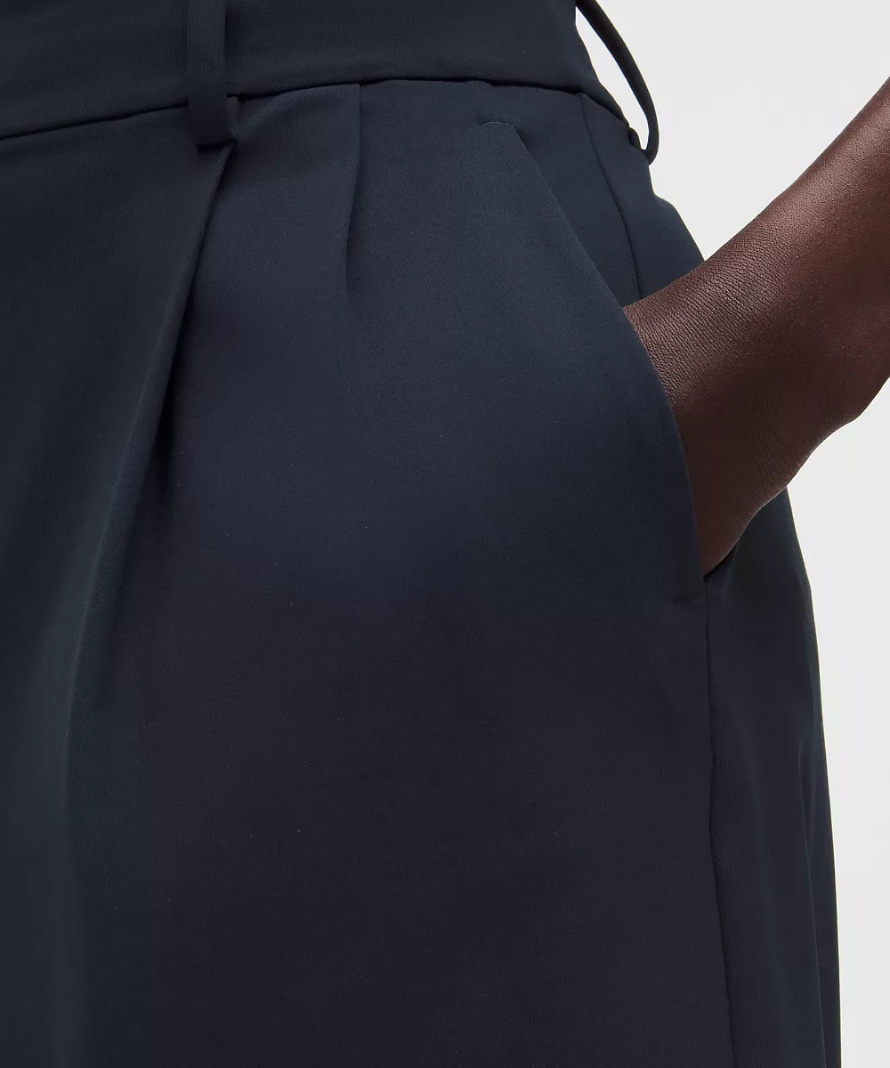 Short plissé Daydrift taille haute 7" — True Navy, view 5