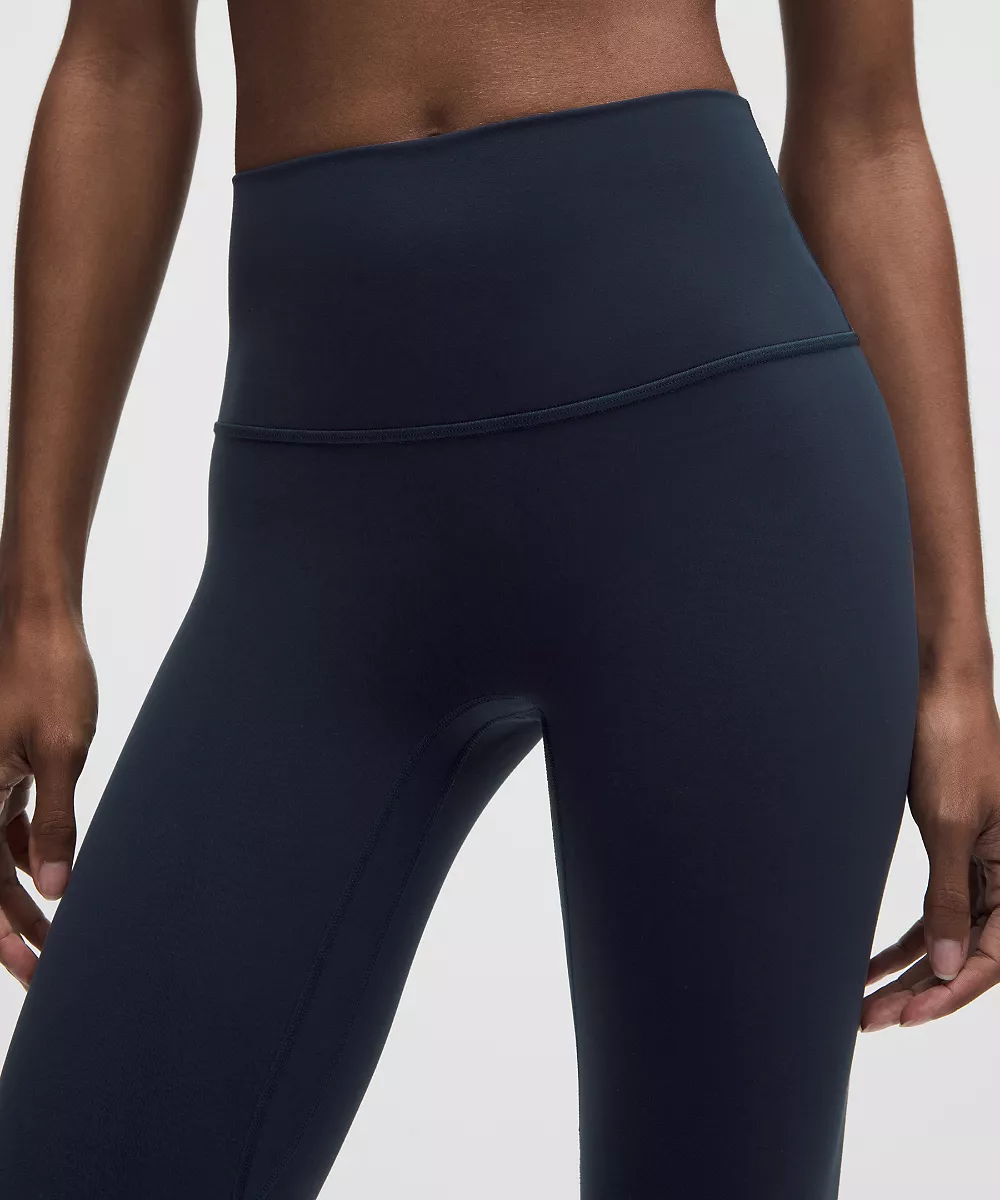 lululemon Align No Line™ short taille haute 11" — True Navy, view 4