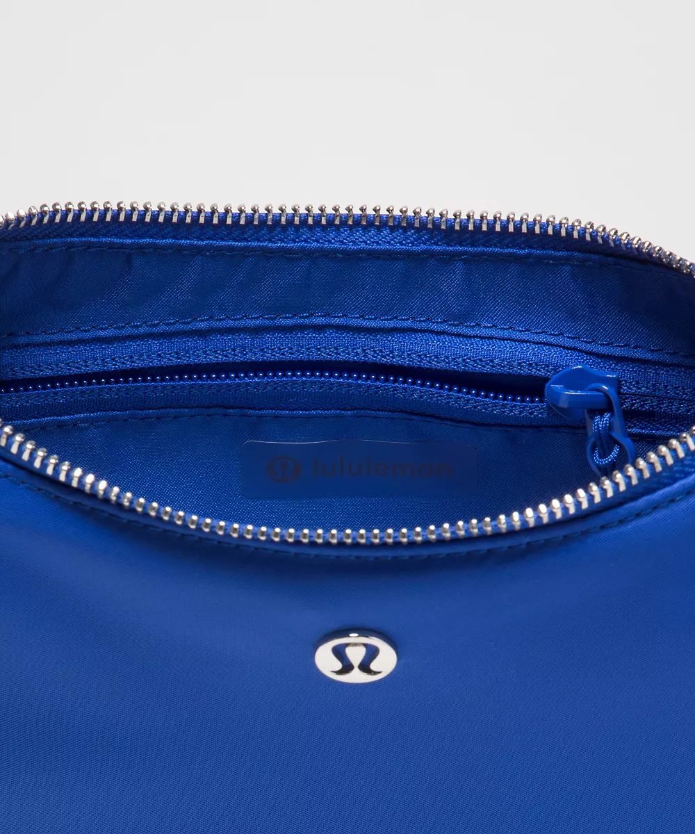 Petit sac porté épaule City Essentials 3L — Beach Ball Blue/Silver, view 4