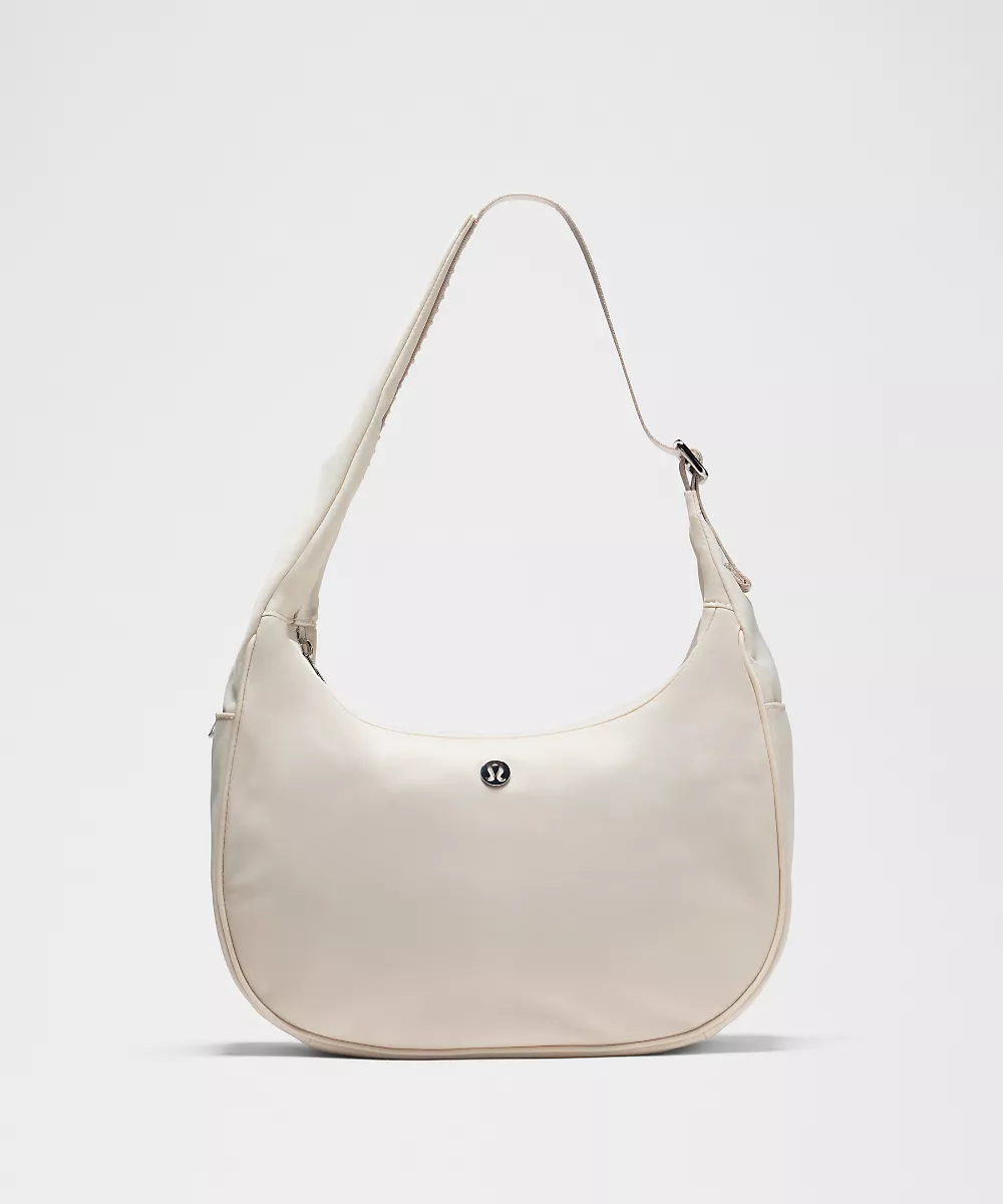 Sac porté épaule City Essentials 4L — Light Ivory/Silver, view 1
