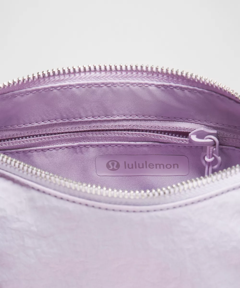 Sac à bandoulière froncé Mini 1.5L — Lilac Play/Lotus Lavender/Silver, view 4