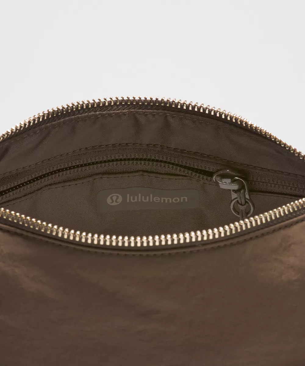 Sac à bandoulière froncé Mini 1.5L — Walnut Crunch/Nomad/Gold, view 4